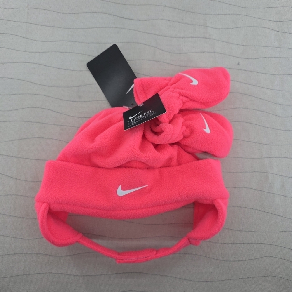 Nike Toddler Fleece Chin Strap Trapper Hat & Mittens 2 Piece Set Racer Pink NEW